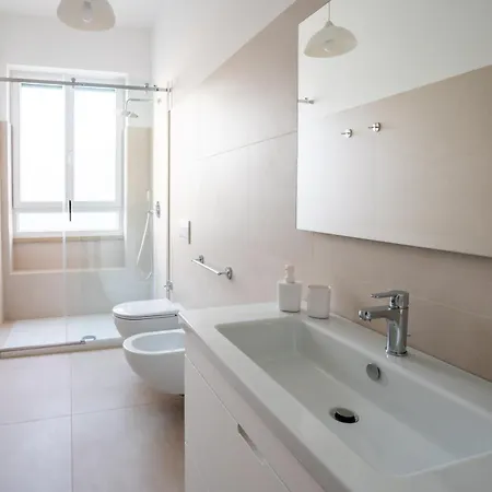 Elide Polignano a Mare